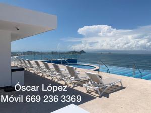 Condominio nuevo de lujo sobre el Malecon de Mazatlán