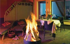 Nice Home In Pinnow With Wifi