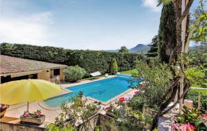 Maisons de vacances Nice Home In Condorcet With Outdoor Swimming Pool, Private Swimming Pool And 5 Bedrooms : photos des chambres