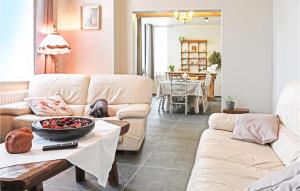 Awesome Home In Stavele With Wifi