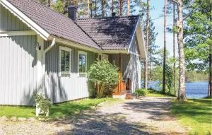 2 Bedroom Beautiful Home In Sävsjö - 赛夫舍