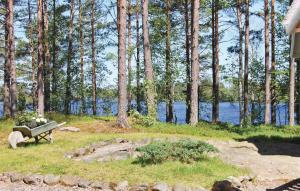 2 Bedroom Beautiful Home In Sävsjö