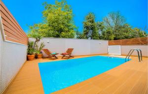 Awesome Home In Klimno With 2 Bedrooms, Wifi And Outdoor Swimming Pool