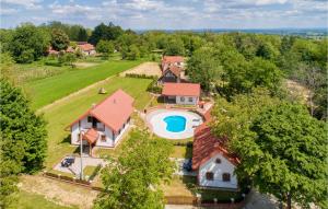 Lovely Home In Rivalno With Sauna