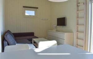 Lovely Home In Hasslö With Kitchen