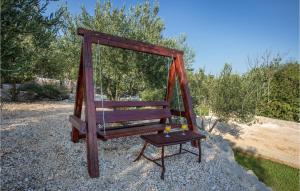 ThreeBedroom Holiday Home in Vinjani Donji