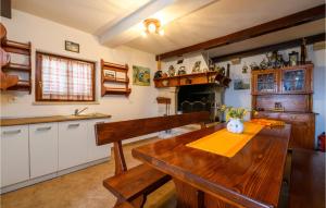 Nice Home In Mandalencici With Kitchen