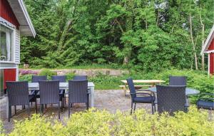 Amazing Home In Eringsboda With Wifi