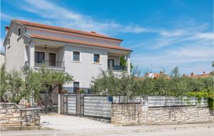 Beautiful Home In Rovinj With Wifi