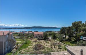 Amazing Apartment In Kastel Sucurac With Wifi And 3 Bedrooms