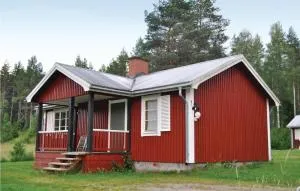 2 Bedroom Cozy Home In Sysslebäck - Branäs