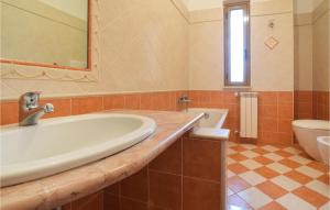 Stunning apartment in Campo Calabro with WiFi and 2 Bedrooms