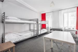 Shick Hostel Apartments