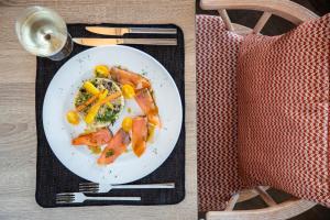 KoSea Boutique Hotel