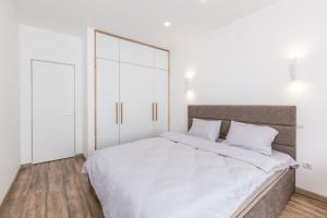 Простора квартира Віп на вулиці Під Голоском 15 Б