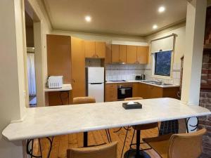 Ocean Road Holiday House