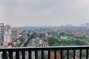 Apt Pejaten Park Residence 2 BR Grey dgn Netflix, Bathub, Pool