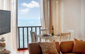 2 Bedroom Nice Apartment In Siboralos