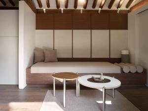 Luxury Hanok Stay Elegance