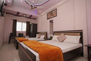 Hotel G M FORUM