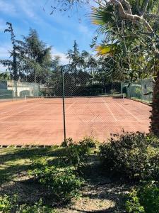 Appartements Antibes Secured Parc Velusine with private parking, Terrace, Pools and Tennis courts. : photos des chambres