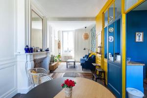 Le Ara Bleu - Bel appartement de caractère