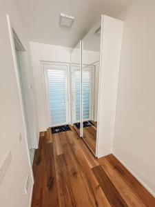 DREAM HOUSE PALANGA WITH PRIVATE SWIMMING POOL, Hot Tub and Sauna