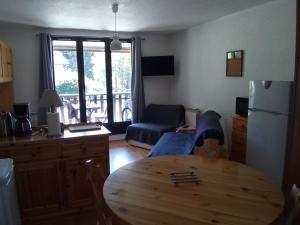 Appartements Studio Correncon-en-Vercors, 1 piece, 4 personnes - FR-1-515-140 : photos des chambres