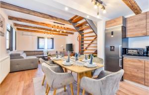 Beautiful Home In Stubicke Toplice
