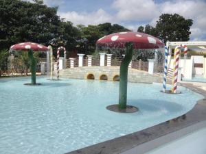 Lacqua diRoma V Apt localizado próximo a portariaParque aquático completo nao dispomos de roupa de cama e banho