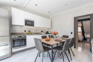 Appartements Residence Topaze - Central - Luxurious - 50m Croisette Palais - LRA CANNES : photos des chambres