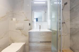 Appartements Residence Topaze - Central - Luxurious - 50m Croisette Palais - LRA CANNES : photos des chambres