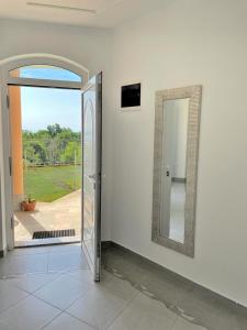 Apartment with terrace and sea view 2