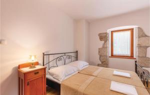 Lovely Home In Barci With Outdoor Swimming Pool 