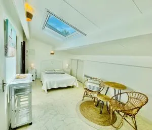 Studio mansardé climatisé les roseaux bord de lac - 比斯卡罗斯