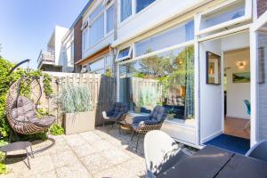 Appartement De Zeemeermin, Free parking