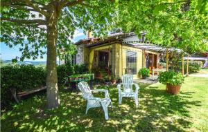 Stunning Home In Valentano With Kitchen