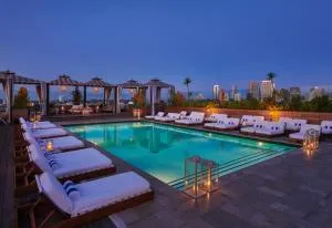 60比佛利山酒店 - 比弗利山庄