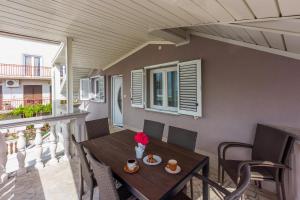 Apartments Mirela 