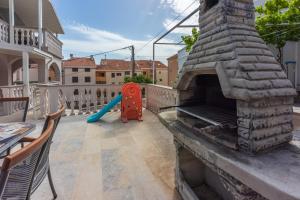 Apartments Mirela 