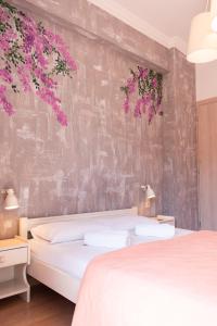 Dimitras Garden - Holiday Apartments