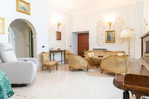 Deluxe apartment with garden in Vomero