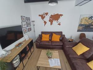 Entre patios y flores