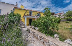 Nice Home In Cres With House Sea View