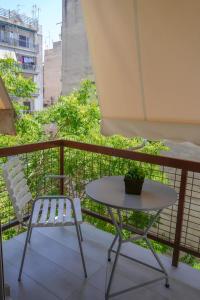 Mariannas Stylish Brand New Apt in the heart of Athens