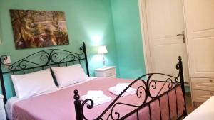 Stone Studio in Nature with view to Corfu town!