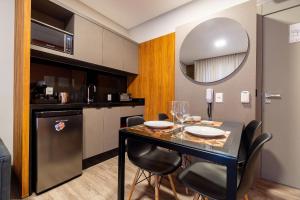 Aion 102 - Apto mono ambiente - 50 metros do mar!