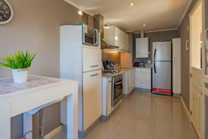 Departamento Varese Güemes Alta Gama Luxury 45 Pax Vista Mar