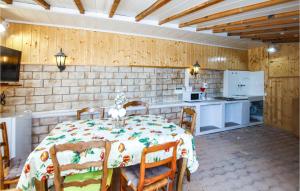 Maisons de vacances Stunning home in Largentiere with 3 Bedrooms : photos des chambres