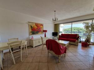 T3 au centre de Cavalaire avec parking, clim, wifi, proche plage - FR-1-100-272